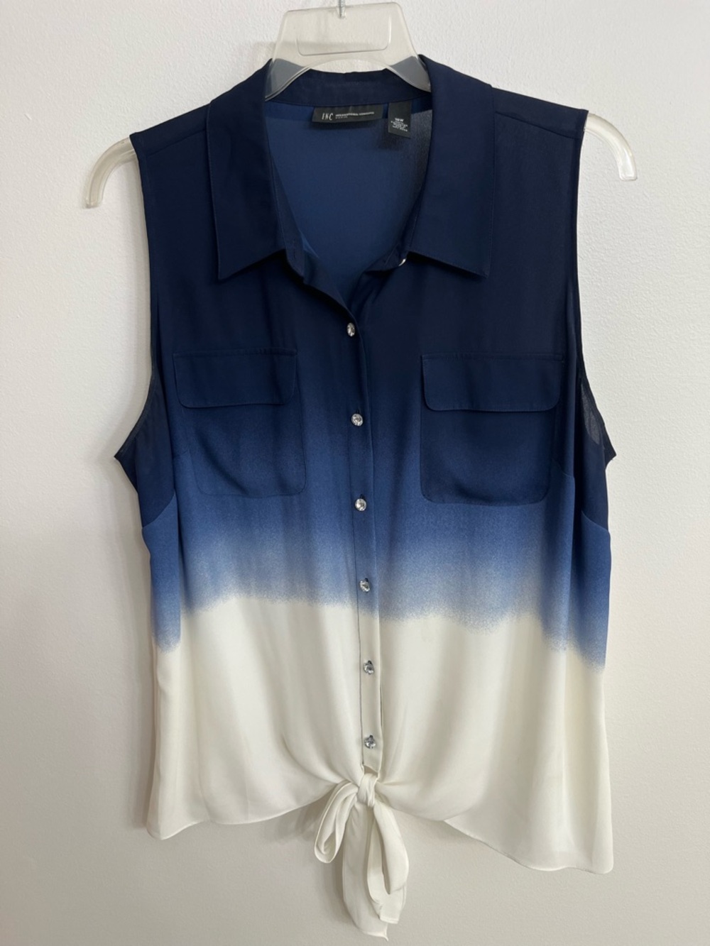 NWOT INC International Concepts 18W Navy & White Ombre Tie-Front Sleeveless Top